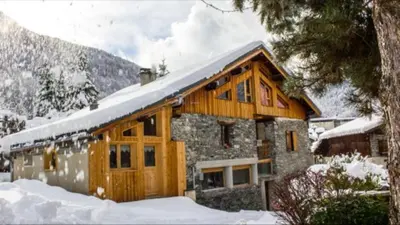 L'établissement Le Roselend en hiver