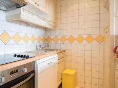 Cuisine ou kitchenette dans l'établissement 3 pièces à Tignes, au pied des pistes, 8 pers. - FR-1-449-59