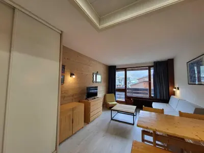 Coin salon dans l'établissement Studio sud-ouest à Tignes, proche pistes, 27 m² - FR-1-449-117