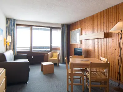 Télévision ou salle de divertissement dans l'établissement Studio Sud-Ouest à 500m des pistes avec Wi-Fi, 4 couchages - FR-1-449-138