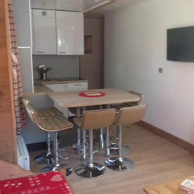 Cuisine ou kitchenette dans l'établissement Prariond 5
