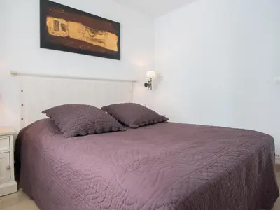 Un ou plusieurs lits dans un hébergement de l'établissement Appartement Sud/Ouest 2P, 500m des pistes, Wi-Fi, Val-Claret - FR-1-449-20
