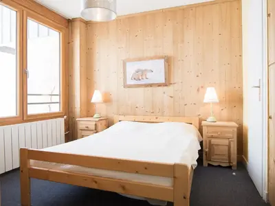 Un ou plusieurs lits dans un hébergement de l'établissement 3 pièces au pied des pistes à Tignes, 6-8 pers, balcon sud - FR-1-449-6