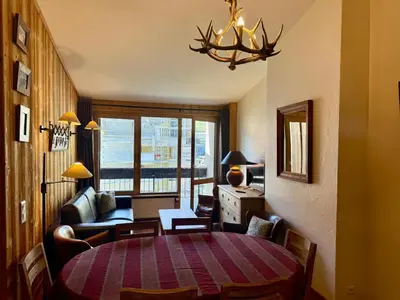 Coin salon dans l'établissement Duplex 4 pièces à 20m des pistes, 3 chambres - FR-1-449-24