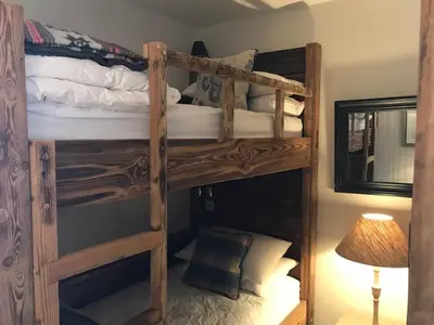 Un ou plusieurs lits superposés dans un hébergement de l'établissement 3 pièces, au pied des pistes à Tignes, Sud-Ouest, Wifi - FR-1-449-50