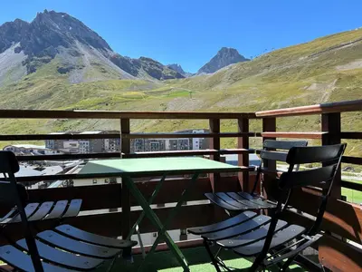 Vue générale sur la montagne ou vue sur la montagne depuis l'appartement