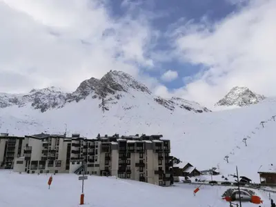 L'établissement Studio ski aux pieds, vue montagne, idéal pour 4 - FR-1-449-45 en hiver