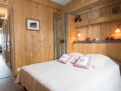 Un ou plusieurs lits dans un hébergement de l'établissement 2 pièces cosy avec wifi à Tignes, proche des pistes - FR-1-449-63