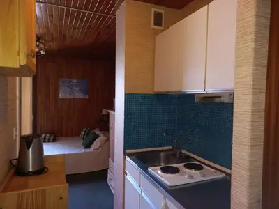 Cuisine ou kitchenette dans l'établissement Studio au pied des pistes à Tignes, balcon et vue montagne - FR-1-449-142