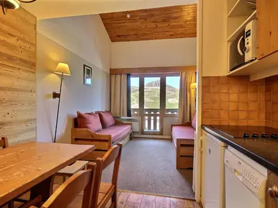 Cuisine ou kitchenette dans l'établissement Duplex chaleureux 2 pièces au pied des pistes, vue magnifique - FR-1-455-8