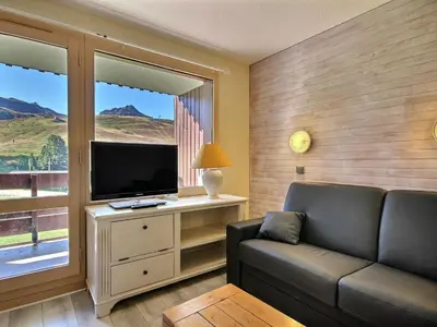 Télévision ou salle de divertissement dans l'établissement Studio divisible Sud, balcon vue pistes, Belle Plagne - FR-1-455-108