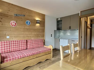 Cuisine ou kitchenette dans l'établissement Appartement rénové avec balcon, pied des pistes, proche commerces - FR-1-455-35
