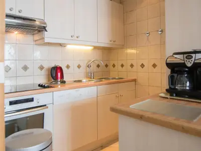 Cuisine ou kitchenette dans l'établissement Appartement à Tignes, 2 pièces, 500m pistes - FR-1-449-155