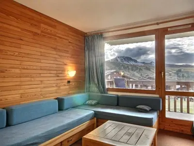 Vue générale sur la montagne ou vue sur la montagne depuis l'appartement