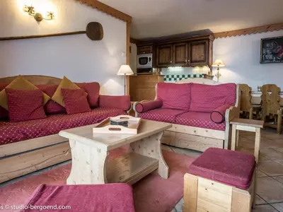 Coin salon dans l'établissement Superbe appartement aux Arcs 1800 - 8 pers, espace détente, sans animaux - FR-1-352-7