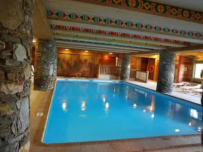 Piscine de l'établissement Superbe appartement aux Arcs 1800 - 8 pers, espace détente, sans animaux - FR-1-352-7 ou située à proximité