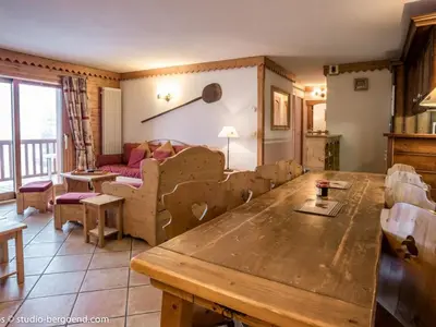 Coin salon dans l'établissement Superbe appartement aux Arcs 1800 - 8 pers, espace détente, sans animaux - FR-1-352-7