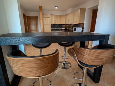 Cuisine ou kitchenette dans l'établissement Appartement spacieux pour 12 pers. aux Arcs 1800 avec parking couvert - FR-1-352-15