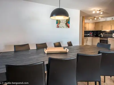 Cuisine ou kitchenette dans l'établissement Appartement spacieux pour 12 pers. aux Arcs 1800 avec parking couvert - FR-1-352-15