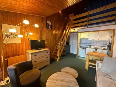 Cuisine ou kitchenette dans l'établissement Confort 2 Pièces Sud-Ouest Tignes, Ski aux Pieds - FR-1-449-135
