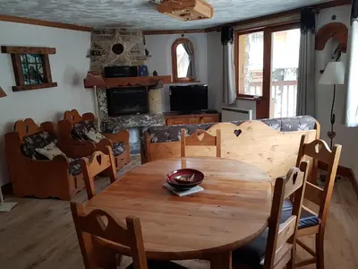 Coin salon dans l'établissement Chalet l'Avalin