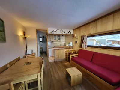 Cuisine ou kitchenette dans l'établissement T2 sud 500m pistes, balcon, Wifi, 5 pers - FR-1-449-23