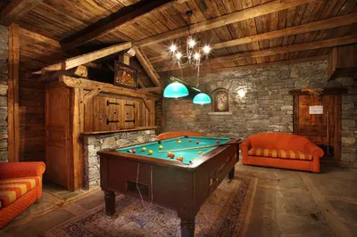 Billard dans l'établissement Résidence Les Arolles by Les Etincelles