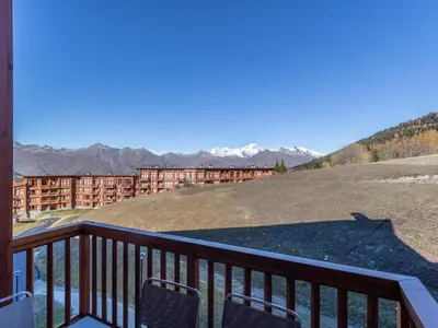 Vue générale sur la montagne ou vue sur la montagne depuis l'appartement