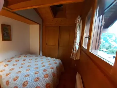 Un ou plusieurs lits dans un hébergement de l'établissement Agréable T2 Montagne Pralognan 4pers - FR-1-464-4