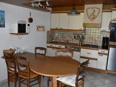 Cuisine ou kitchenette dans l'établissement Chalet mitoyen avec jardinet, 3 pièces, 6 personnes - FR-1-464-8