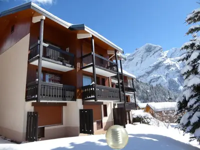 Vue générale sur la montagne ou vue sur la montagne depuis l'appartement
