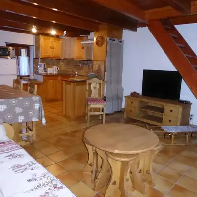 Charmant chalet en pierre pour 6 pers. à Pralognan-la-Vanoise - FR-1-464-16