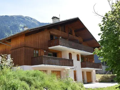 Vue générale sur la montagne ou vue sur la montagne depuis l'appartement