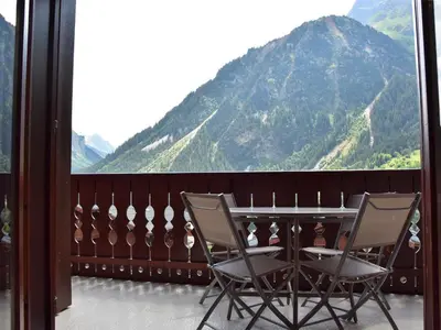 Vue générale sur la montagne ou vue sur la montagne depuis l'appartement