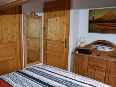 Un ou plusieurs lits dans un hébergement de l'établissement Appartement spacieux, 3 étoiles, max 8 pers, 2 terrasses - FR-1-464-54