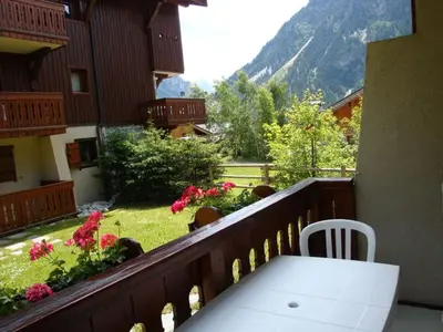 Vue générale sur la montagne ou vue sur la montagne depuis l'appartement