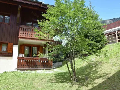 Plan de l'établissement Appartement avec jardin, idéal pour famille, proche pistes - FR-1-464-68