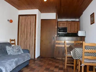 Cuisine ou kitchenette dans l'établissement Studio confortable avec balcon sud à Pralognan-la-Vanoise - FR-1-464-71