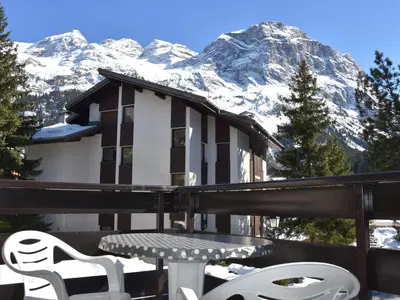 Vue générale sur la montagne ou vue sur la montagne depuis l'appartement