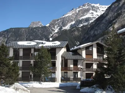 Vue générale sur la montagne ou vue sur la montagne depuis l'appartement