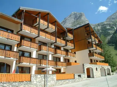Vue générale sur la montagne ou vue sur la montagne depuis l'appartement