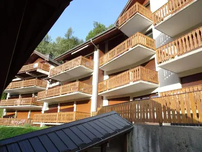 Balcon ou terrasse dans l'établissement Duplex lumineux près des pistes, parking couvert, 4 pers. - FR-1-464-95