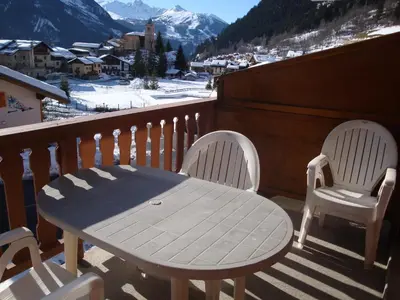 Vue générale sur la montagne ou vue sur la montagne depuis l'appartement