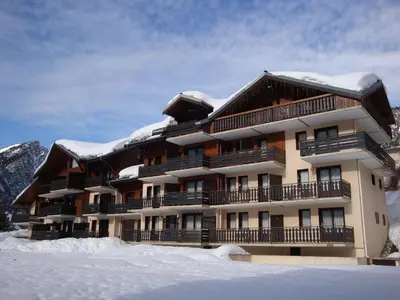 Vue générale sur la montagne ou vue sur la montagne depuis l'appartement