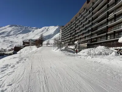 L'établissement Appartement au lac ski aux pieds en hiver