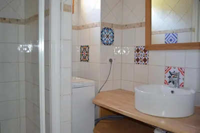 Salle de bains dans l'établissement Chalet Reymond Pre du lac