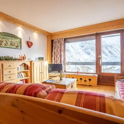 Apartment Le Bec Rouge - Le Lac-2 by Interhome