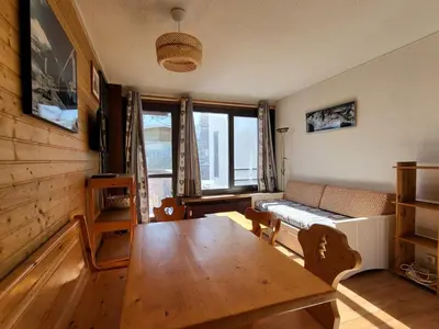 Télévision ou salle de divertissement dans l'établissement Appartement 2 pièces, vue montagne à Tignes - FR-1-449-170
