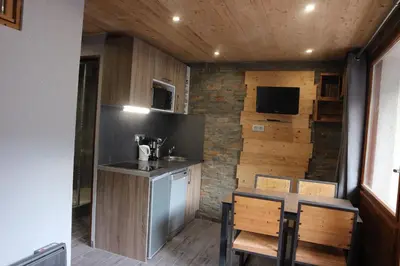 Cuisine ou kitchenette dans l'établissement Hameau du Borsat