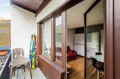 Coin salon dans l'établissement Appartement à Tignes avec accès direct aux pistes - Appartement 2 pièces 6 personnes Sélection MAE-1191